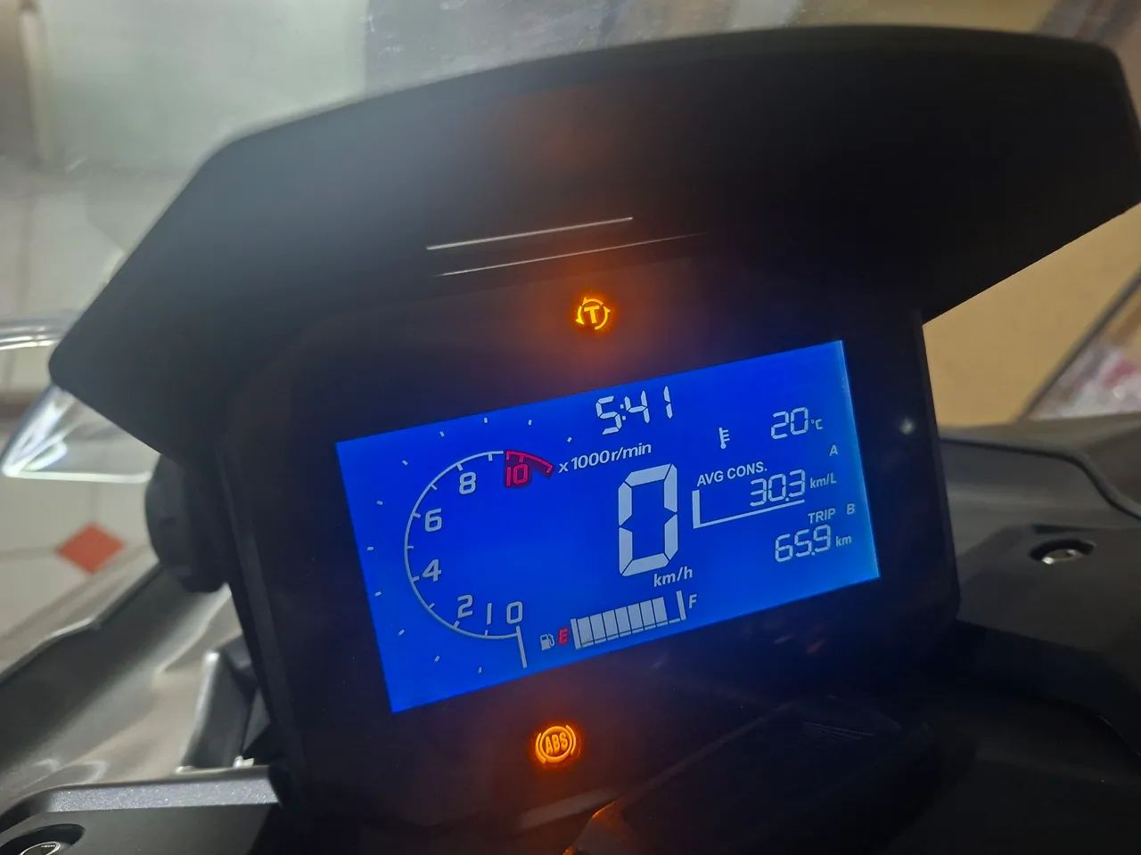Honda Adv 160 2025 automática - Foto 4