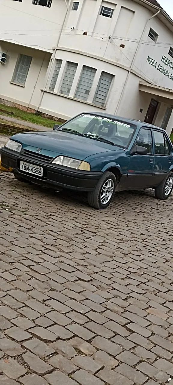 Chevrolet Monza MONZA GL 2.0 EFI/SL/L/650/CLUB/BARC.2E4P 1995