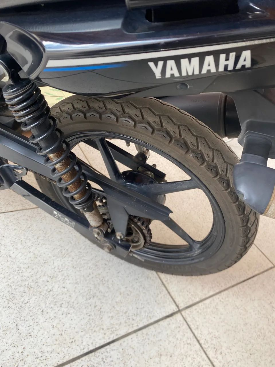 Vendo factor 21/22 , com 20.000 km - Foto 3
