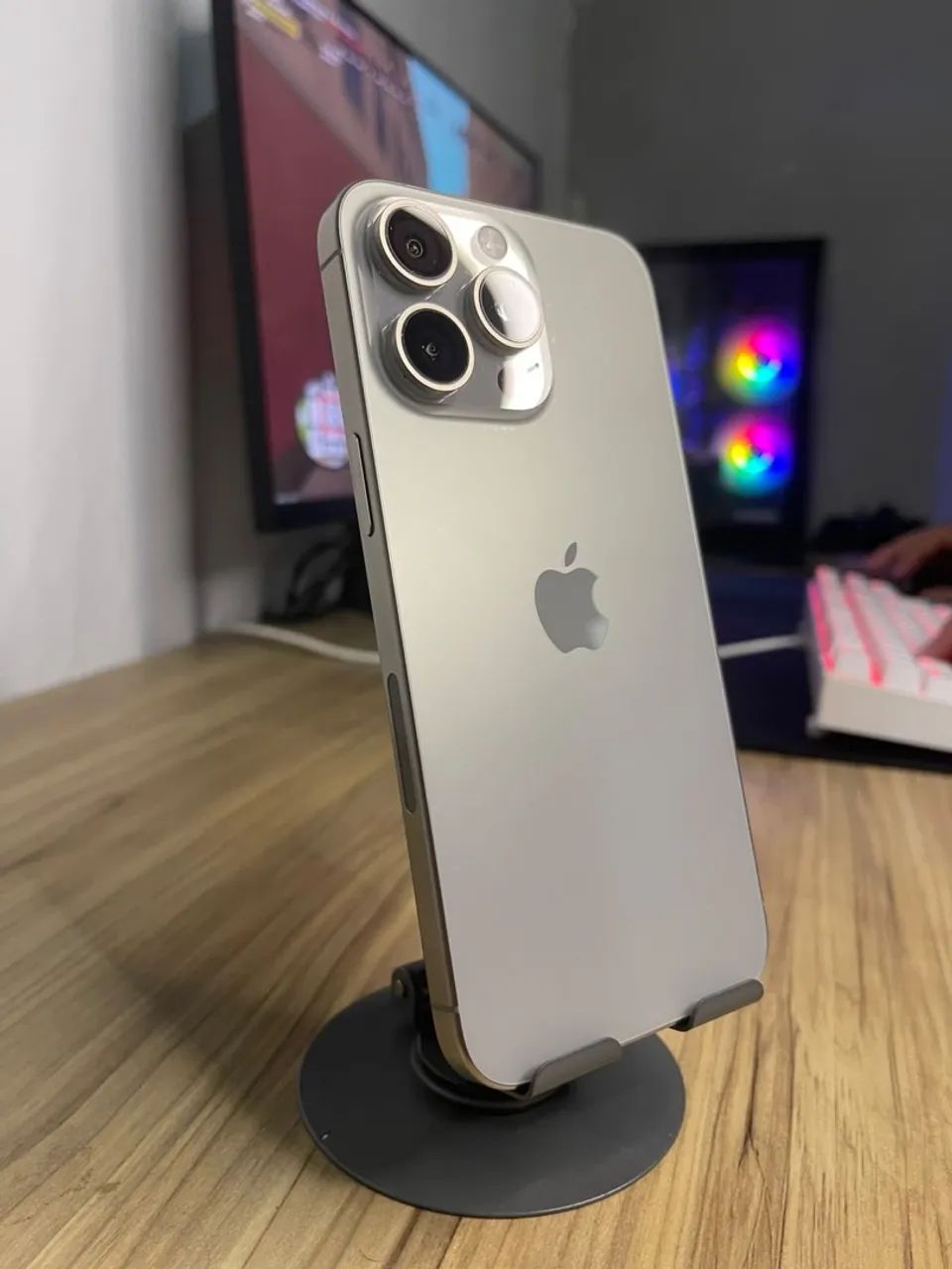 iPhone 15 pro Max  - Foto 2