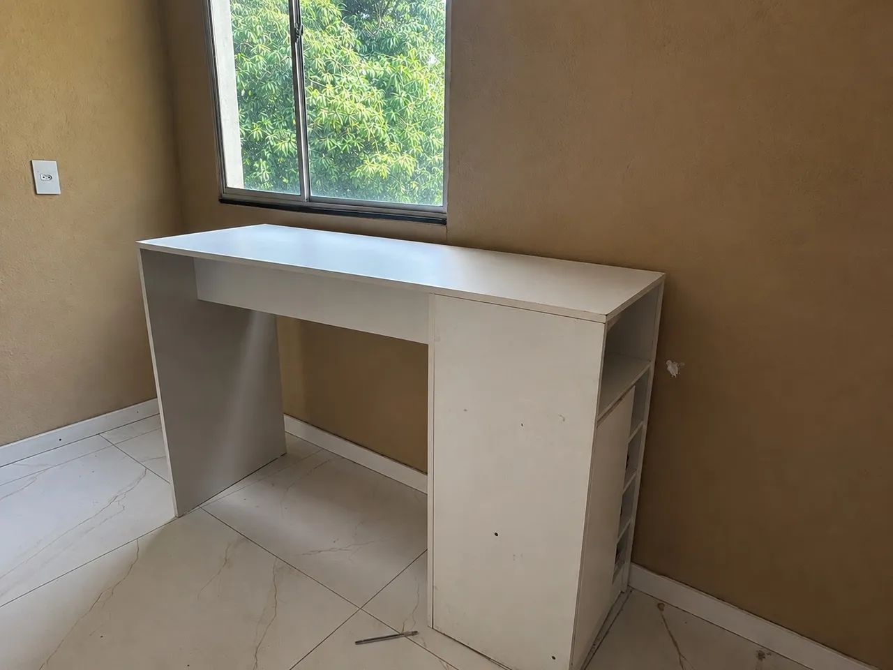 Vendo balcão branco 