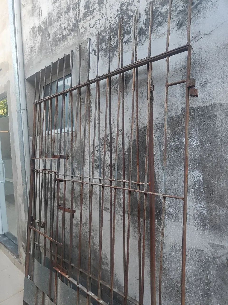 Portão de ferro432209407268638723