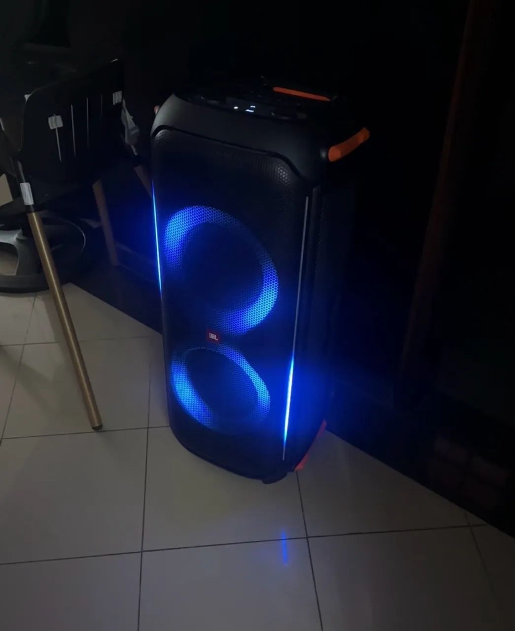 Jbl party box 710