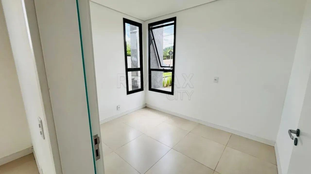 Casa de Alto Padrão no Ibi Aram II com 4 Suítes - Foto 2