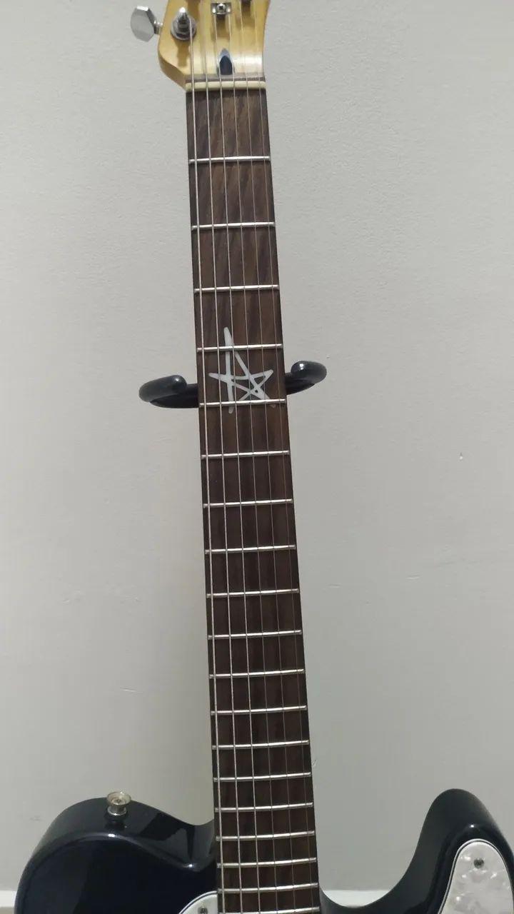 Guitarra Squier Telecaster Avril Lavigne Signature - Instrumentos