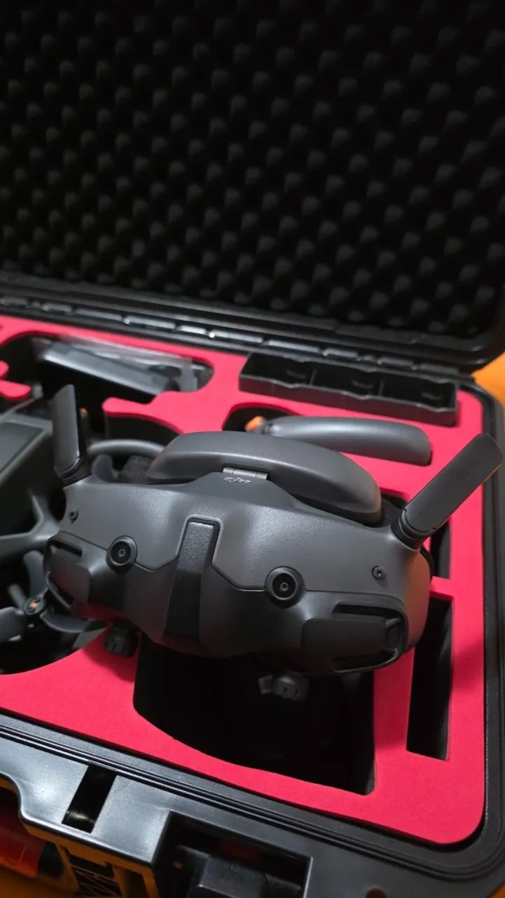 Drone Dji Avata 2 Fly More Combo + Maleta + Kit Nd Sunnylife - Foto 2