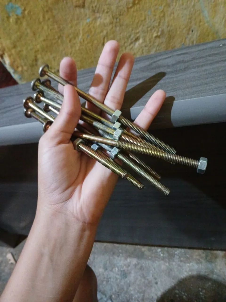 Kit de parafusos/varões roscados com porcas - Foto 2
