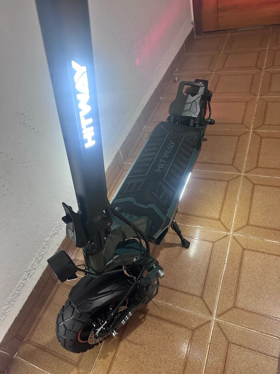 Patinete Hitway H18 zerado