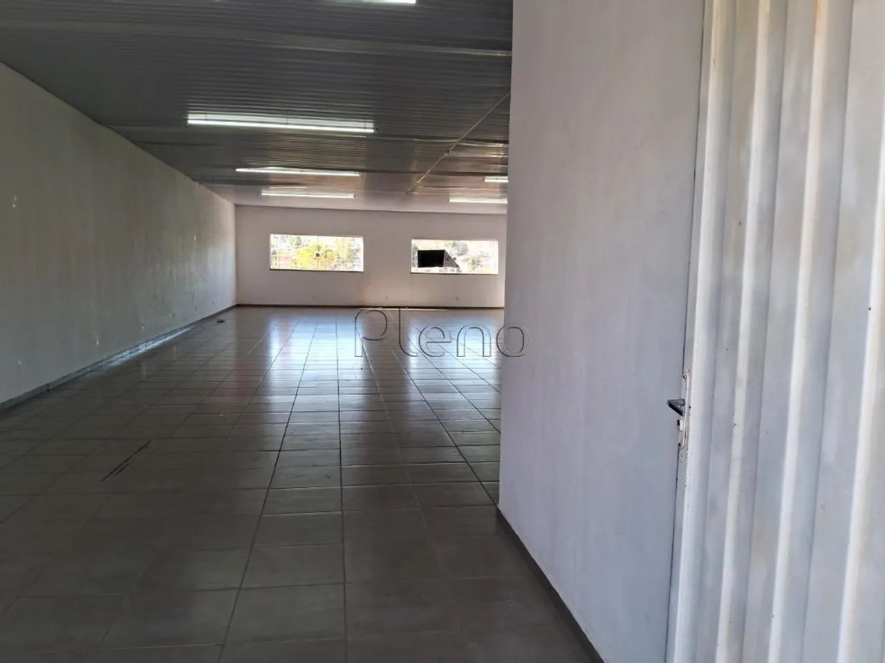 Salão para alugar em Indaiatuba, Jardim Hubert, com 237 m² - Foto 2