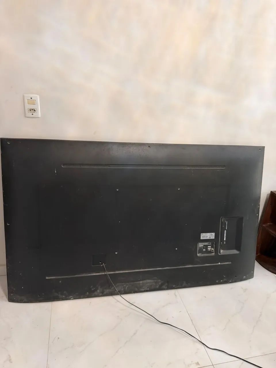 Vende-se tv 75 polegadas 