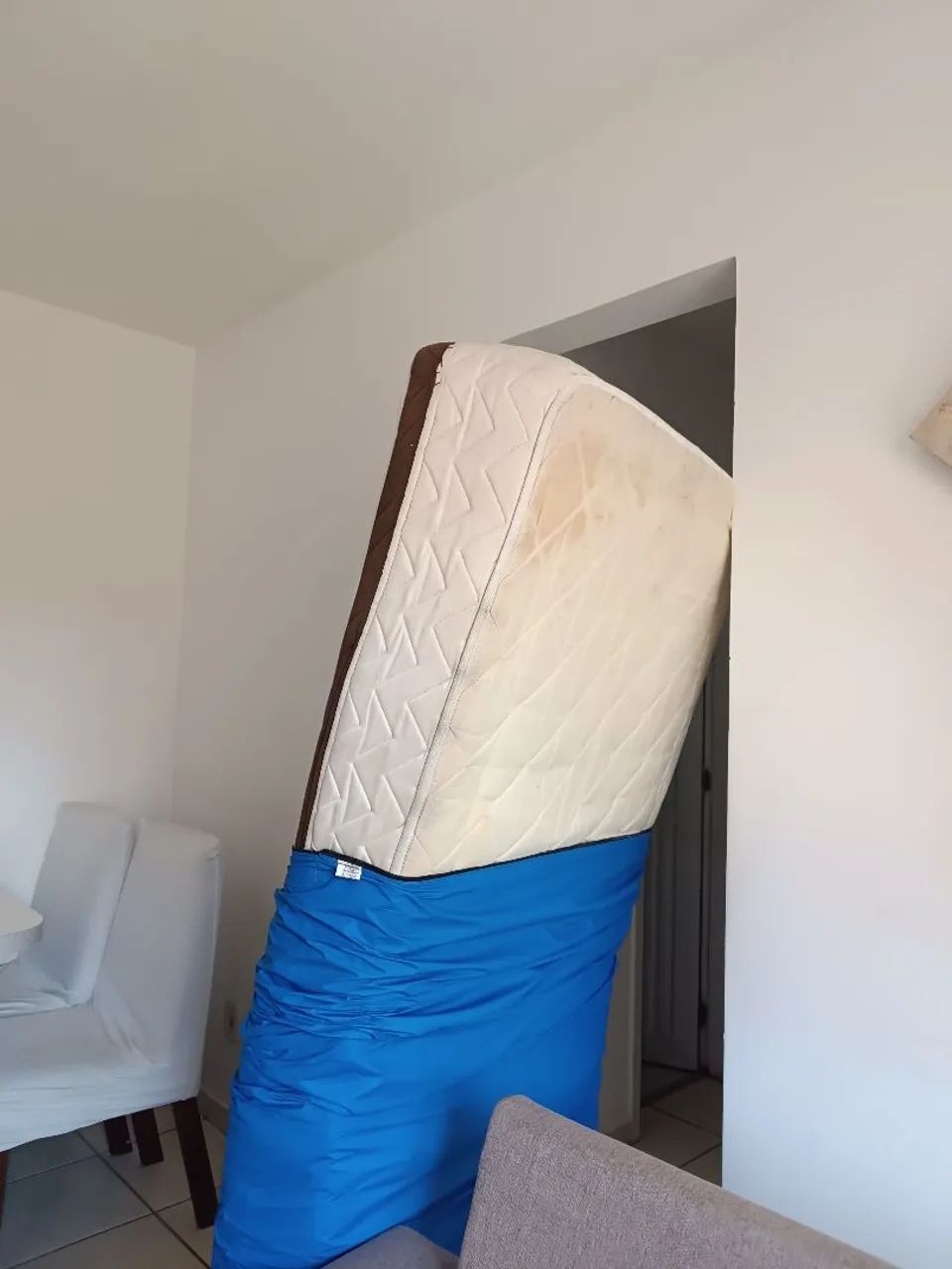 Colchão de solteiro cama box