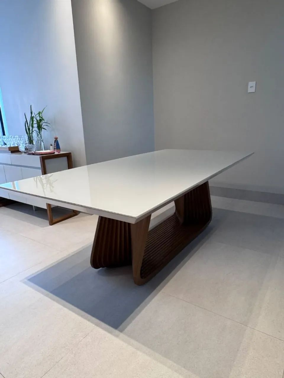 Mesa de Jantar elegante com 8 lugares (mesa e cadeiras)  - Foto 5