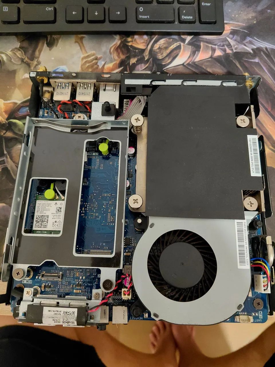 Mini pc positivo c6300 (para retirada de peças) - Foto 3