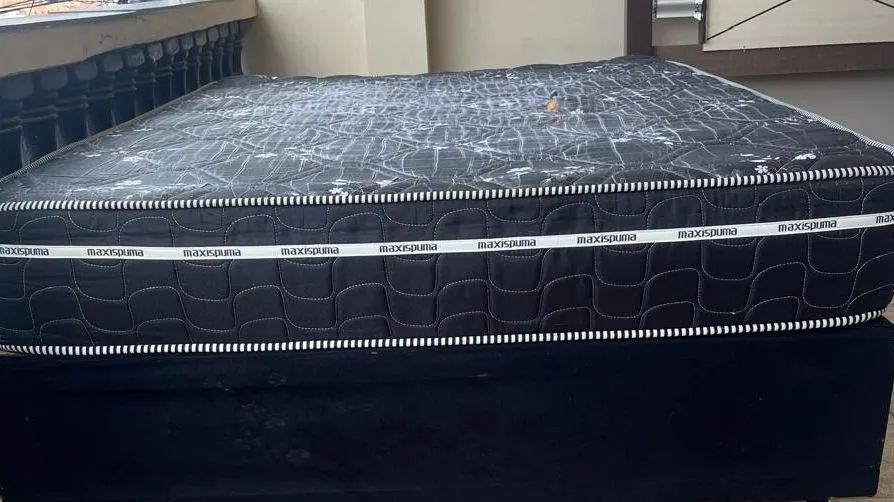 Colchão casal Maxpuma Plus com molas ensacadas. - Foto 2