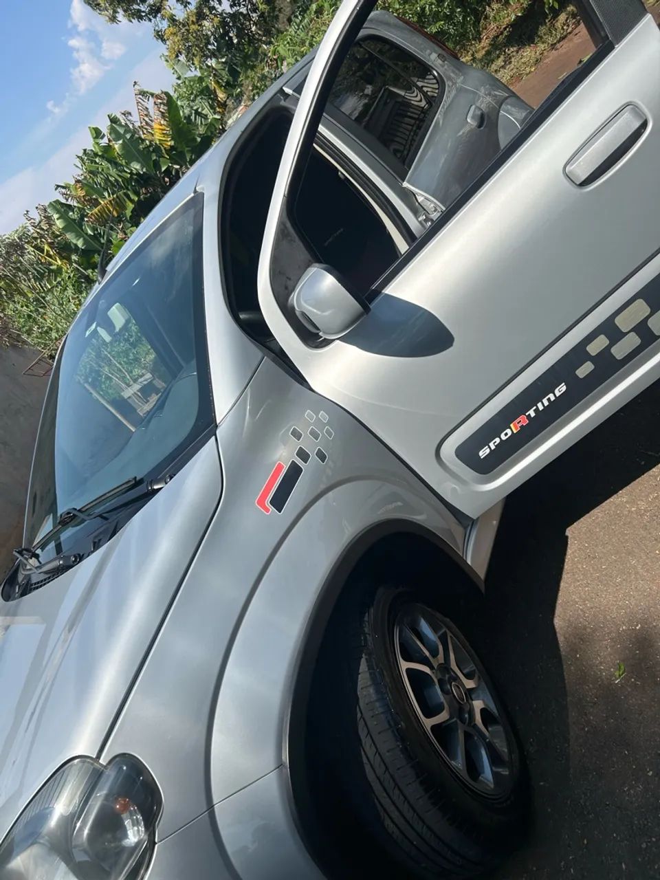 Fiat Uno Sporting 1.4 EVO Fire Flex 8V 4P 2012 - Foto 5