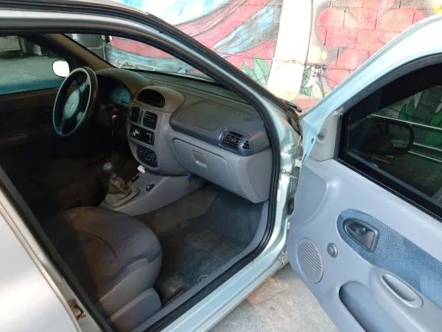 Renault Clio RN/ Expression 1.0 5P 2001 - Foto 2