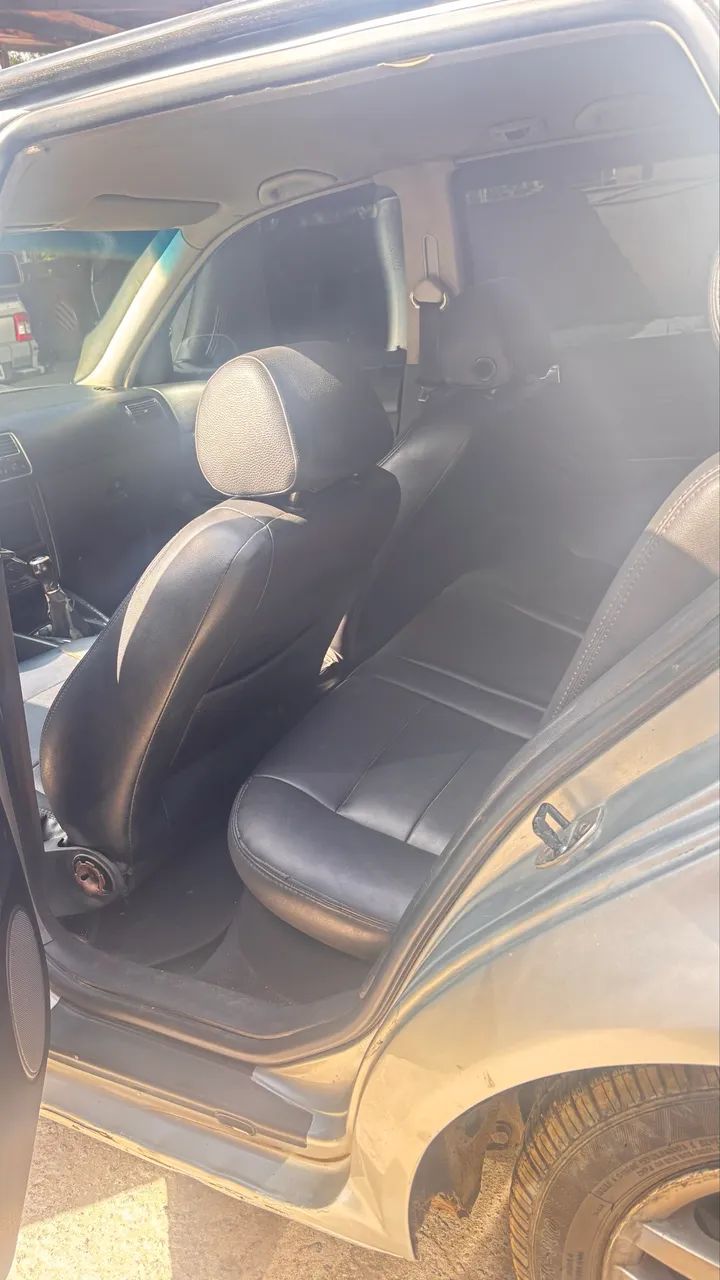 Volkswagen Golf 1.6 MI/ 1.6 MI Gener./black & Silver 2005