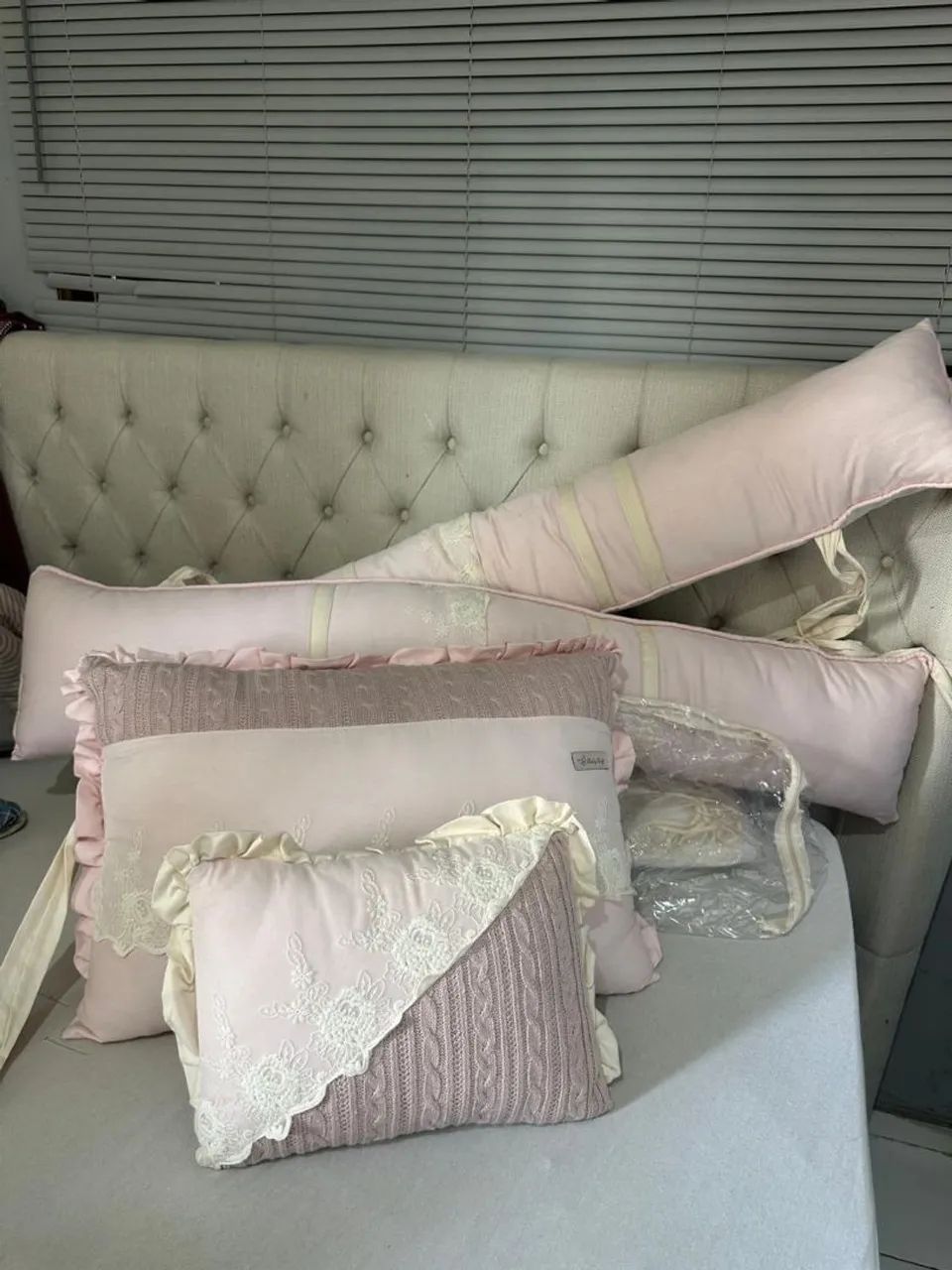 Kit de berço e Dosseu feminino  - Foto 2