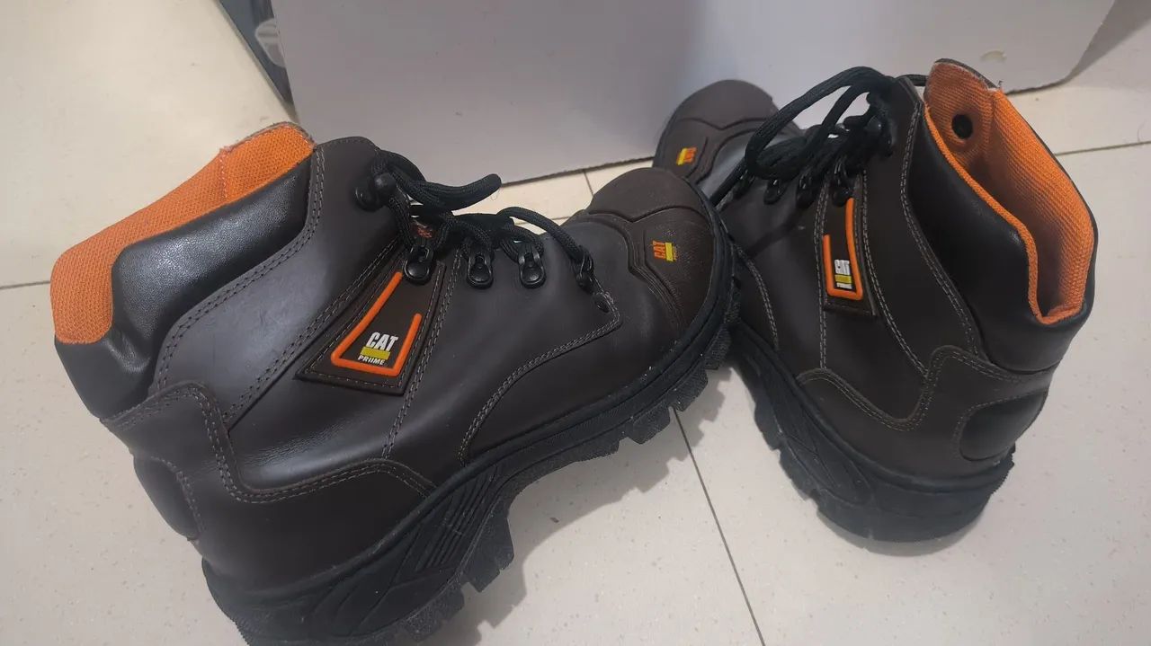 Bota cat Premium 