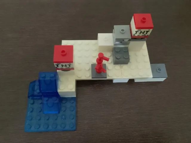 Minecraft NO.702D - Batman e Boneco de Neve - Foto 4