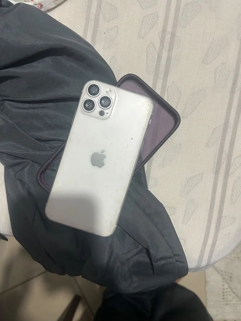 iPhone XR no 13 pro max 