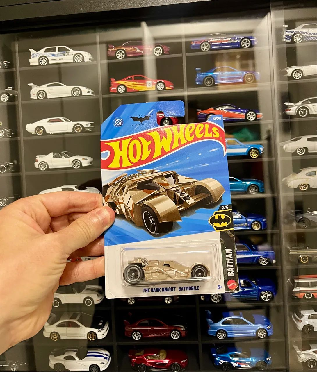 Hot Wheels - The Dark Knight Batmobile