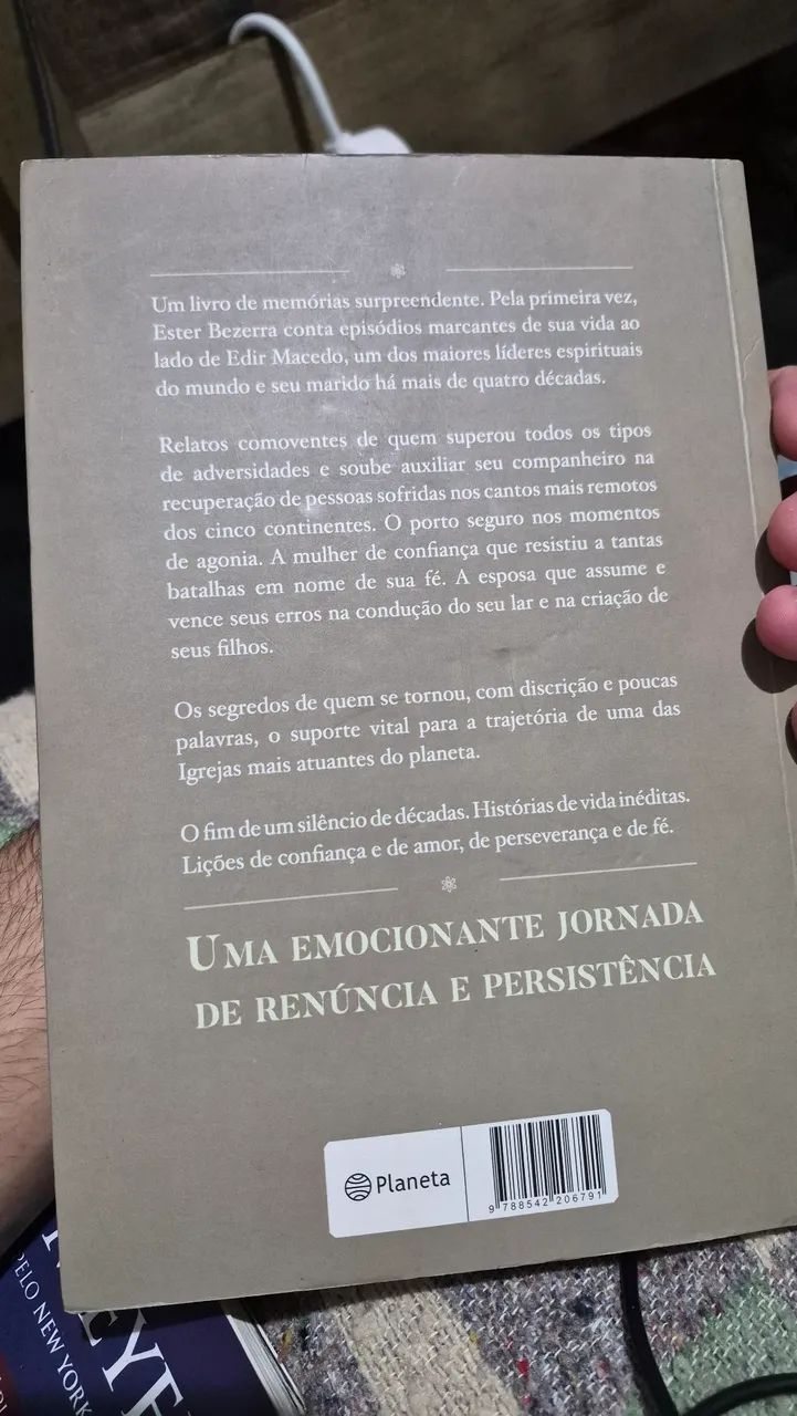 A dama da fé - Ester Bezerra (USADO) - Foto 2