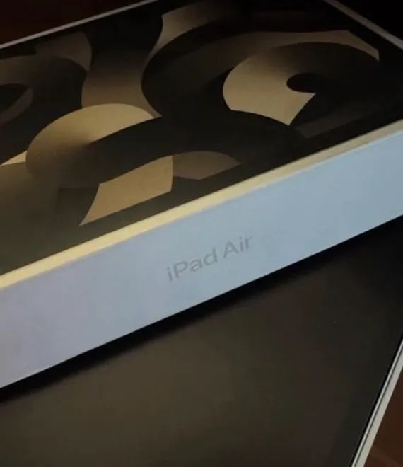 iPad Air 5ª Geração (2022), 64GB, na cor Estelar (Starlight)  - Foto 5