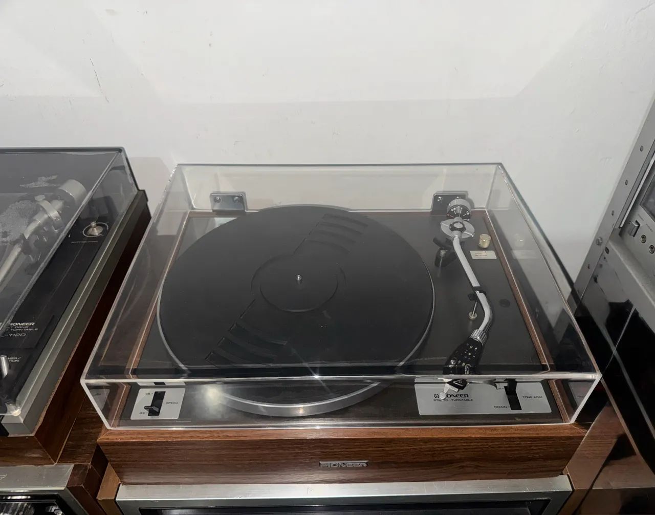 Toca disco pioneer Pl 12r em excelente estado e funcionando perfeitamente  - Foto 3