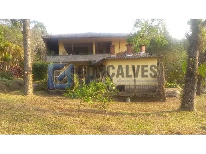Sítio à venda em Mogi das Cruzes (Biritiba Ussu) 6 quartos, piscina e 4 ...