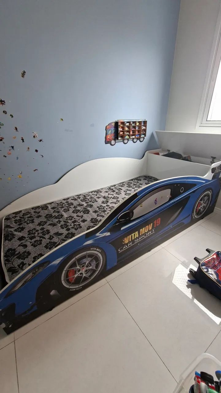 Cama infantil carro com baú