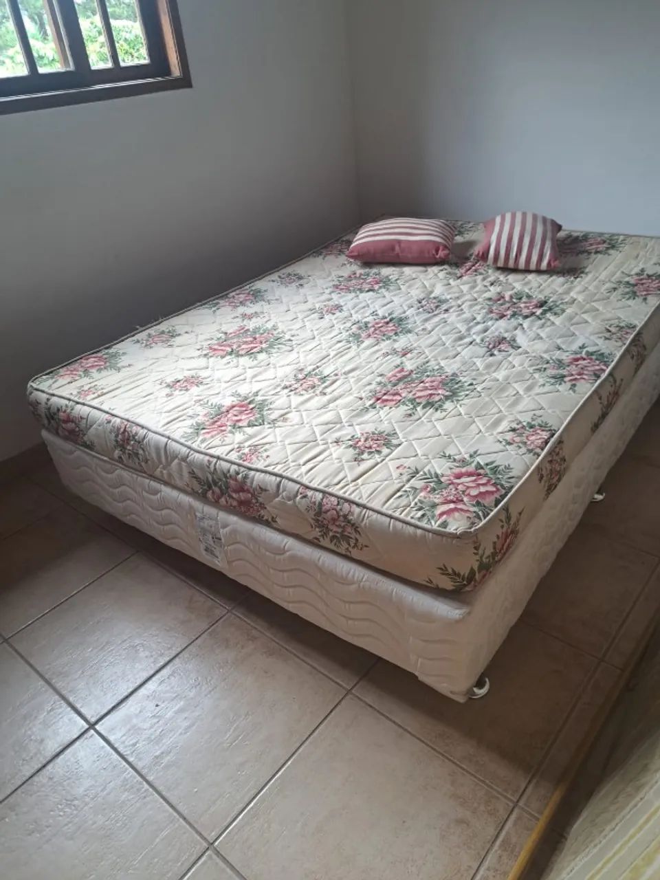 2 camas de casal  com colchão Ortobom  - Foto 3