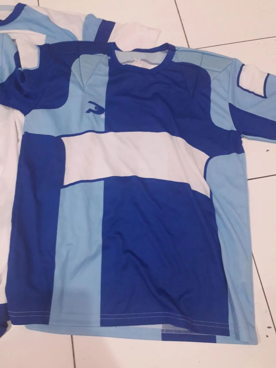 JOGO DE CAMISAS PLACAR  NOVO  11 camisas - Foto 5