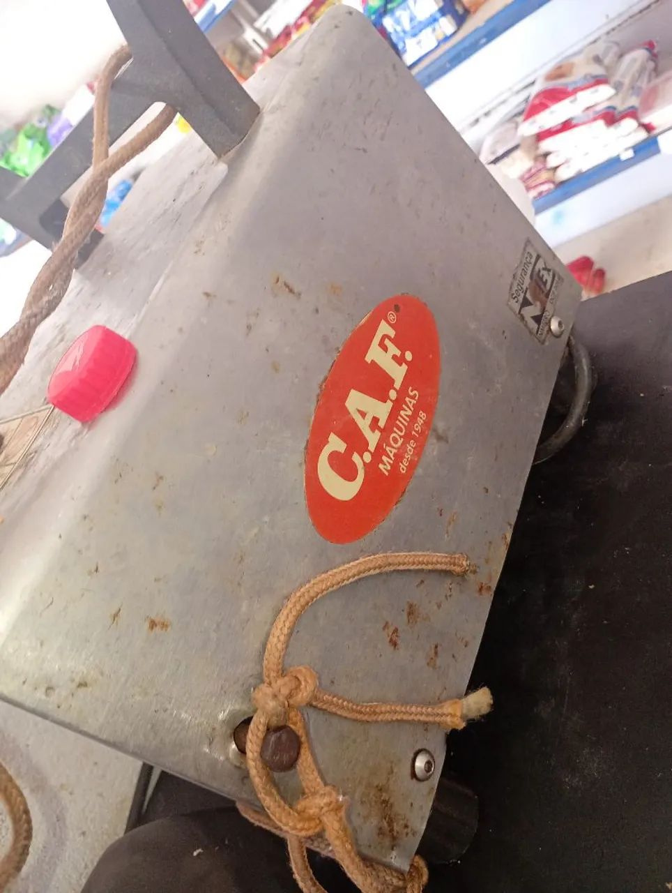 Vendo material de açougue 