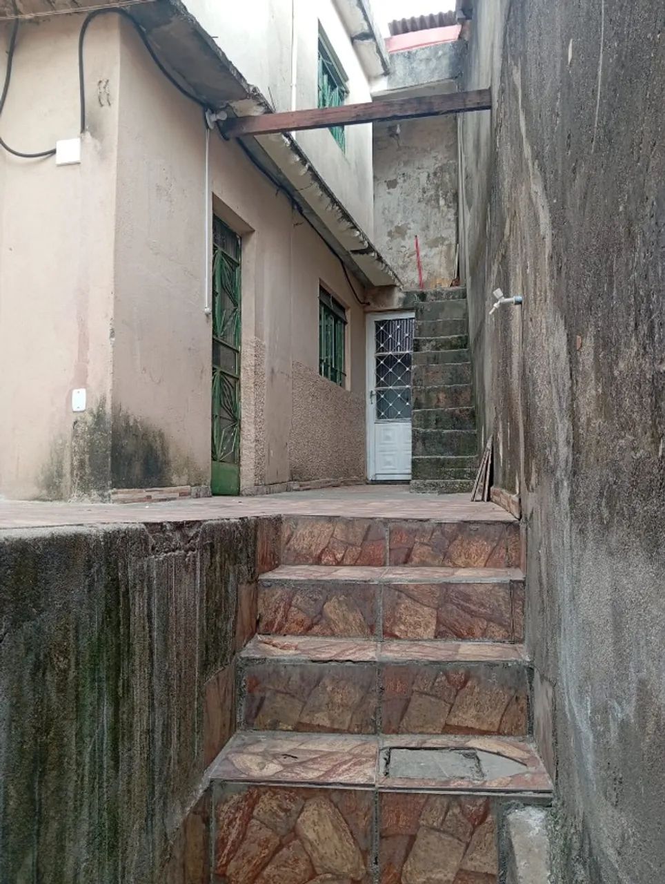 Vendo casa no Barreiro - Vila Cemig