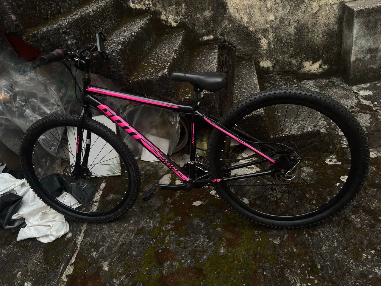 Bicicleta aro 29 Gott, freio a disco (OBS: a catraca está estragada)