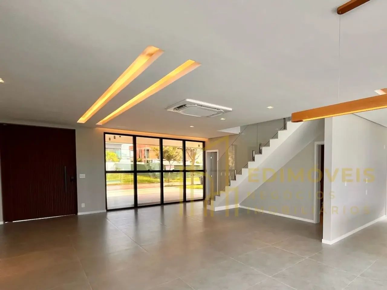 Jacuhy| Casa 4 quartos com design sofisticado e áreas verdes - Foto 2