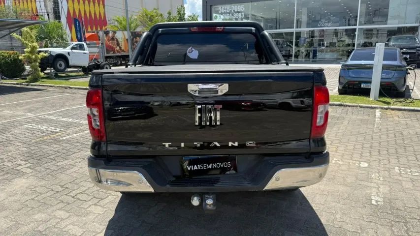 Fiat Titano Volcano 2.2 16V 4X4 TB Die. Aut. 2025 - Foto 5