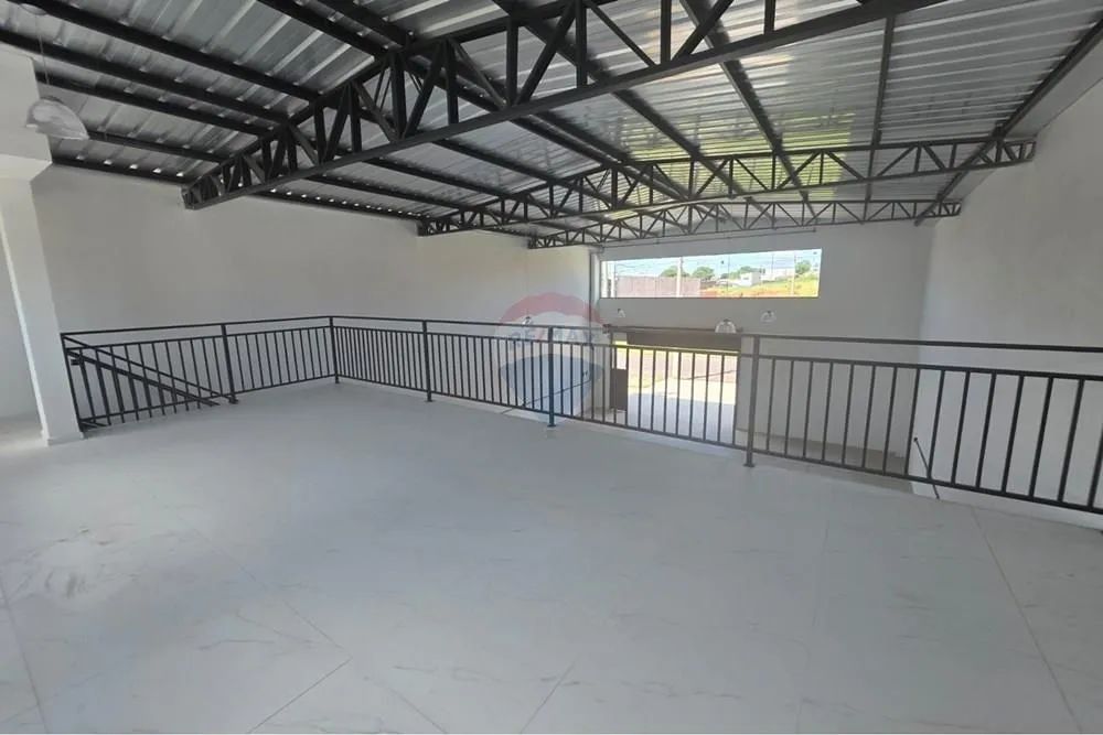 ALUGA-SE GALPÃO COMERCIAL NO LIVIA - Foto 5