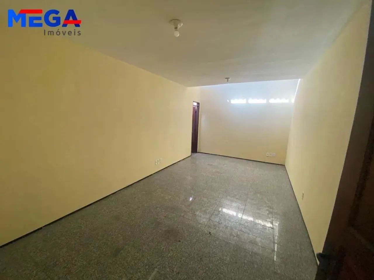 Sala comercial no bairro Montese em Fortaleza, CE - Foto 2