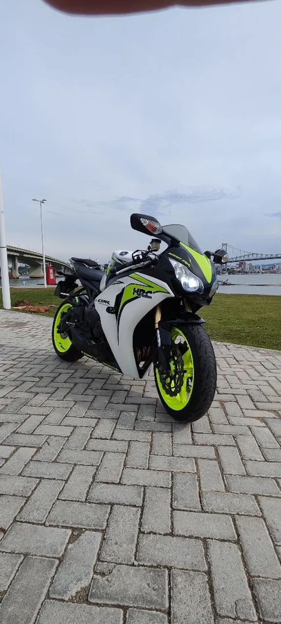 HONDA CBR 1000RR FIREBLADE - 2010 - Foto 3