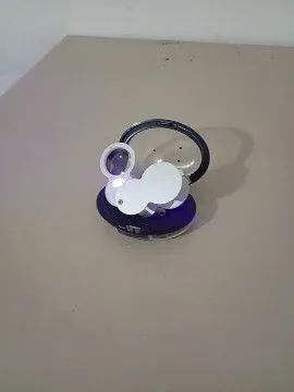 Lupa ? com luz de led nova