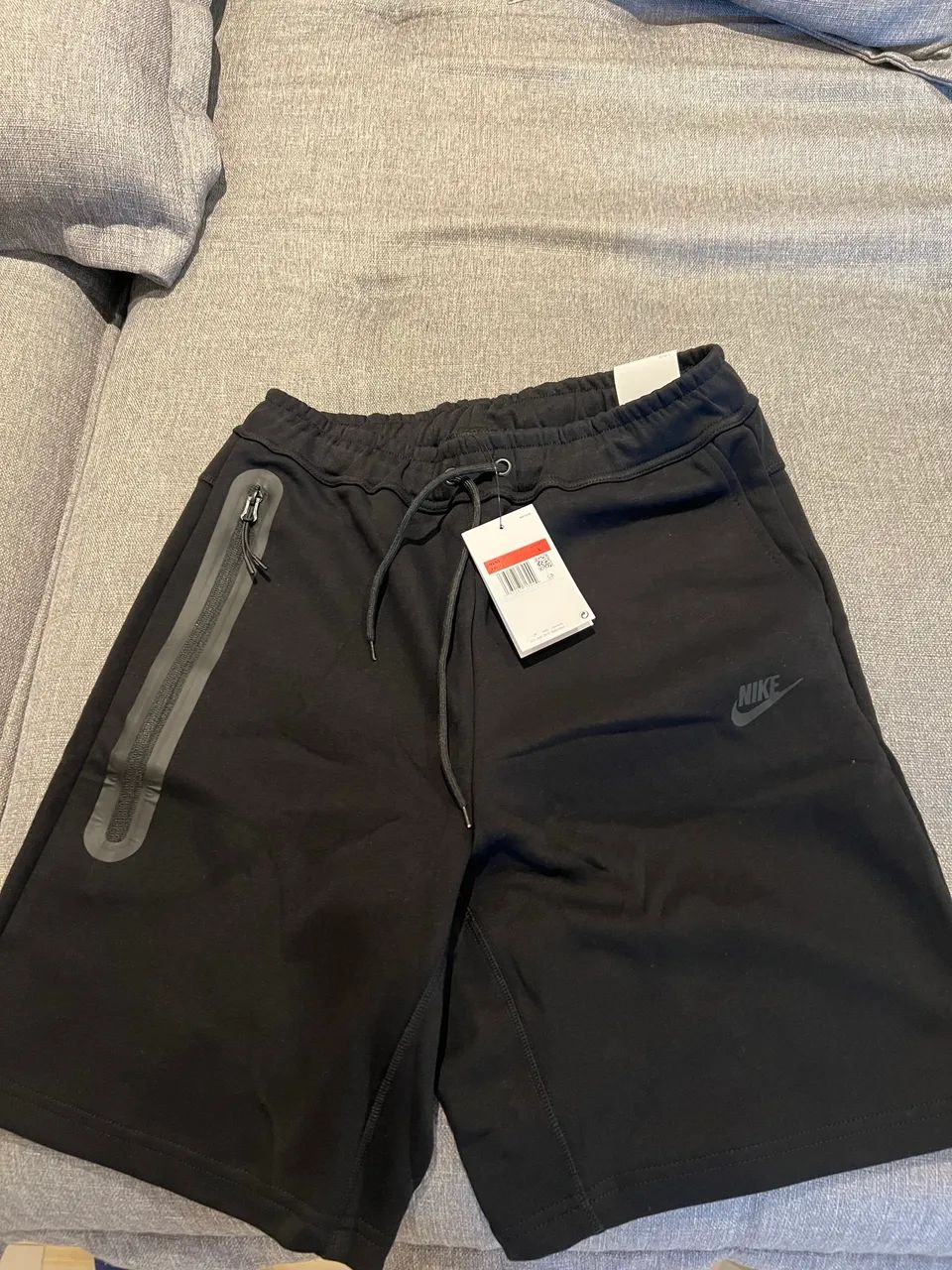 Bermuda Nike tech 