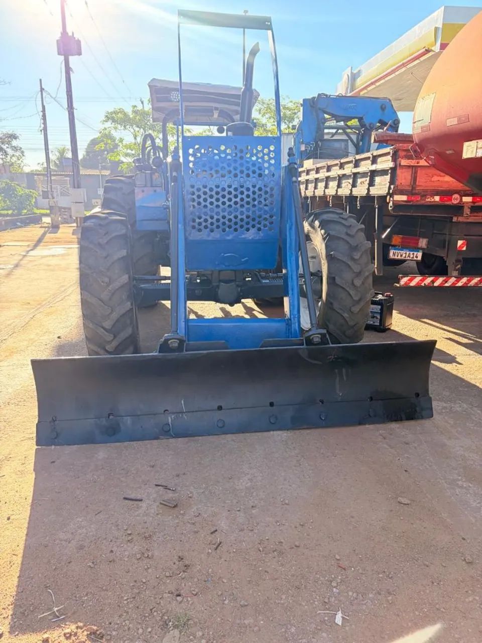 Trator newrolland 7630 - Foto 2
