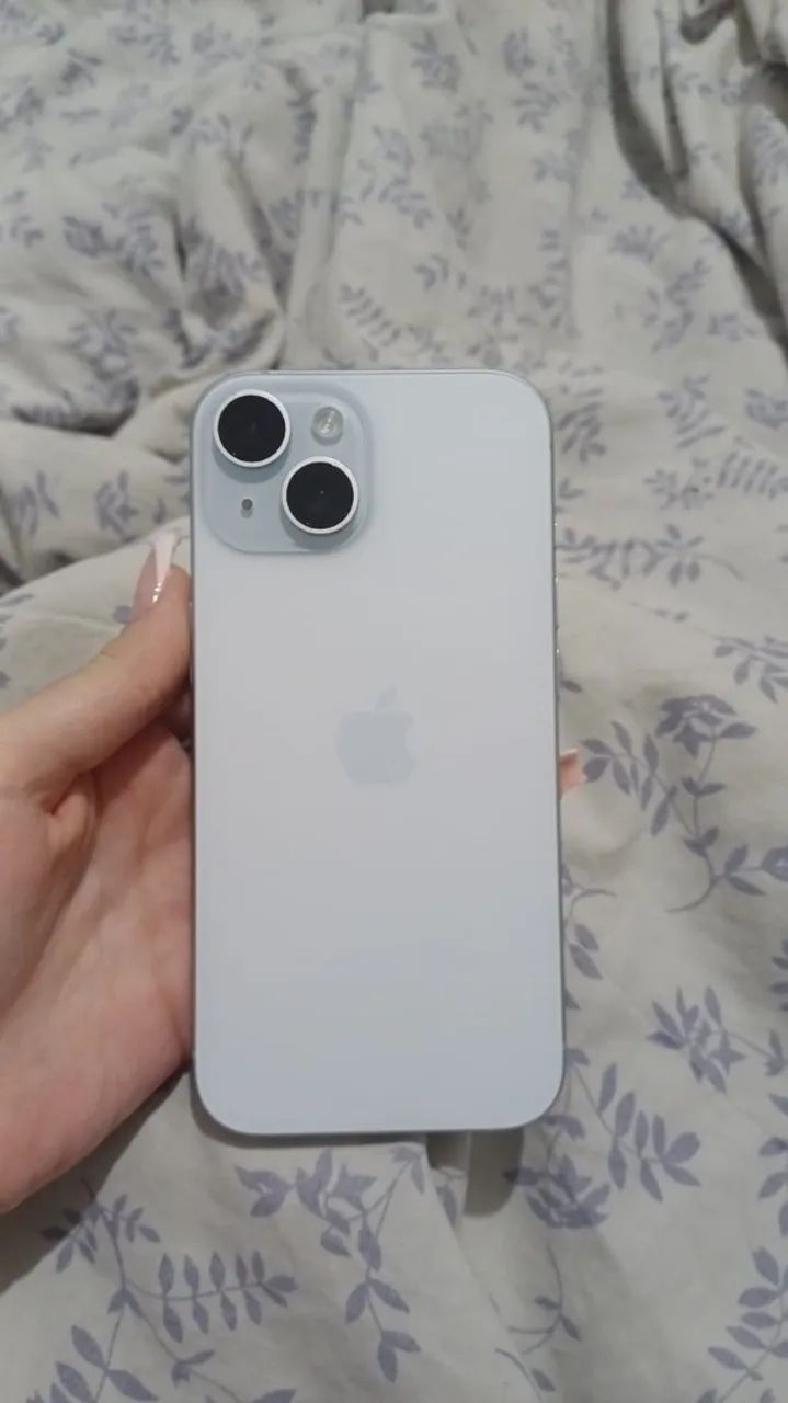 iPhone 15 