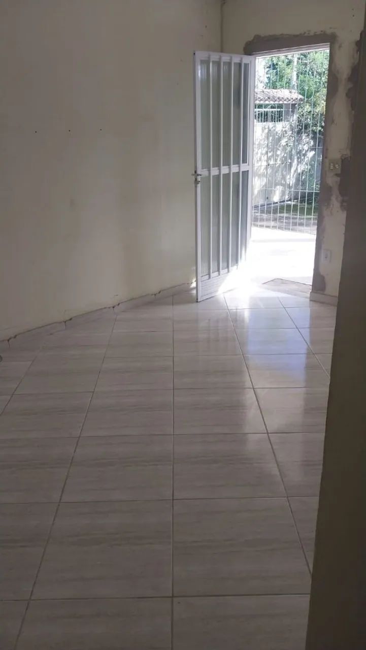 Ótima casa e um terreno em Monjolos - Foto 4