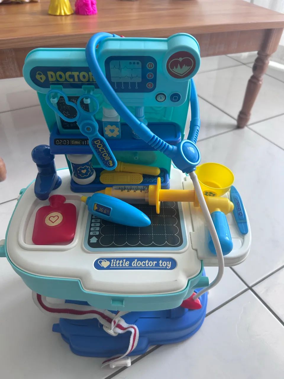 Kit médico de brinquedo 