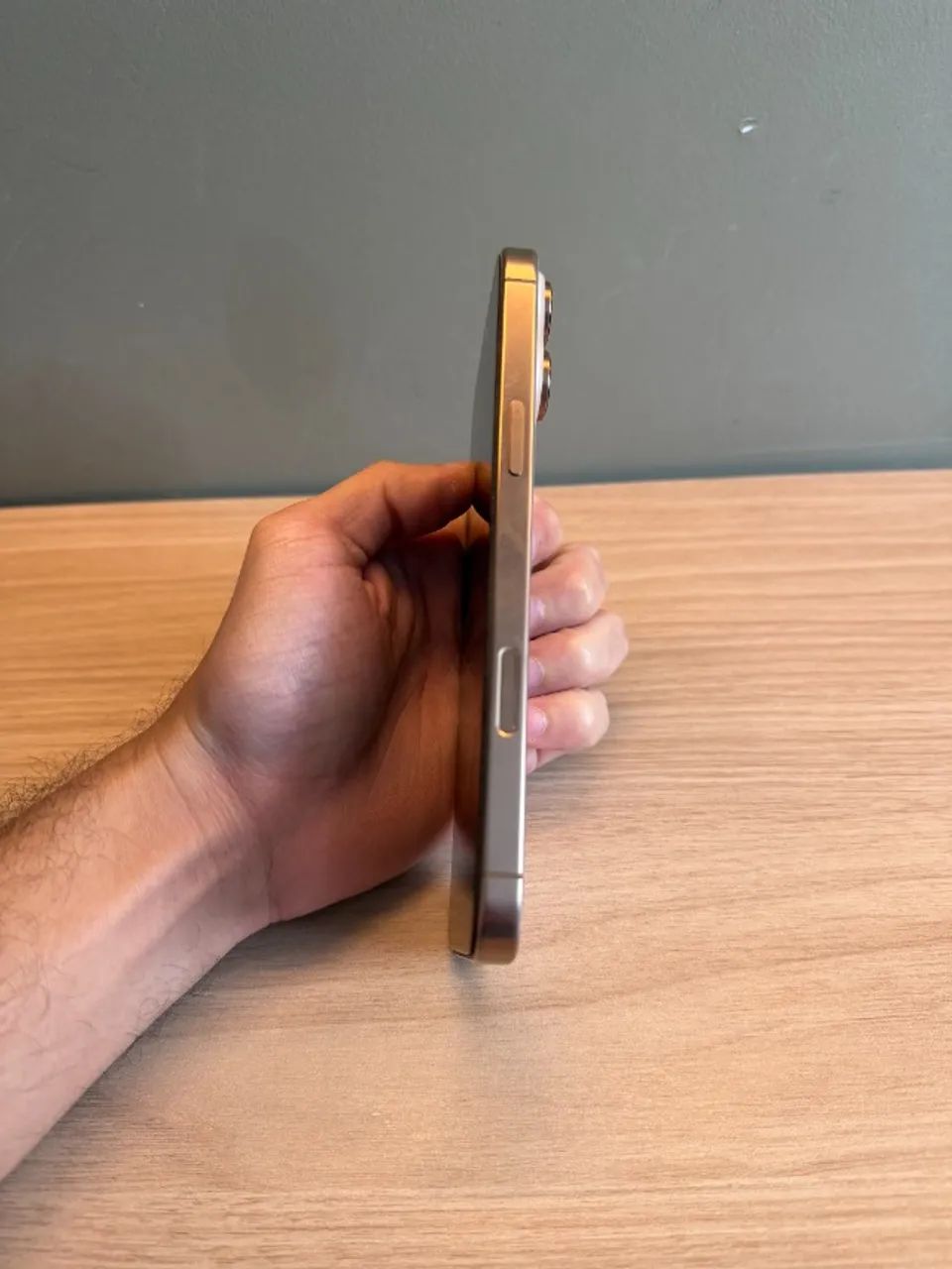 iPhone 16 Pro Max 256gb Sem Detalhes - Bateria 90% - Celulares e