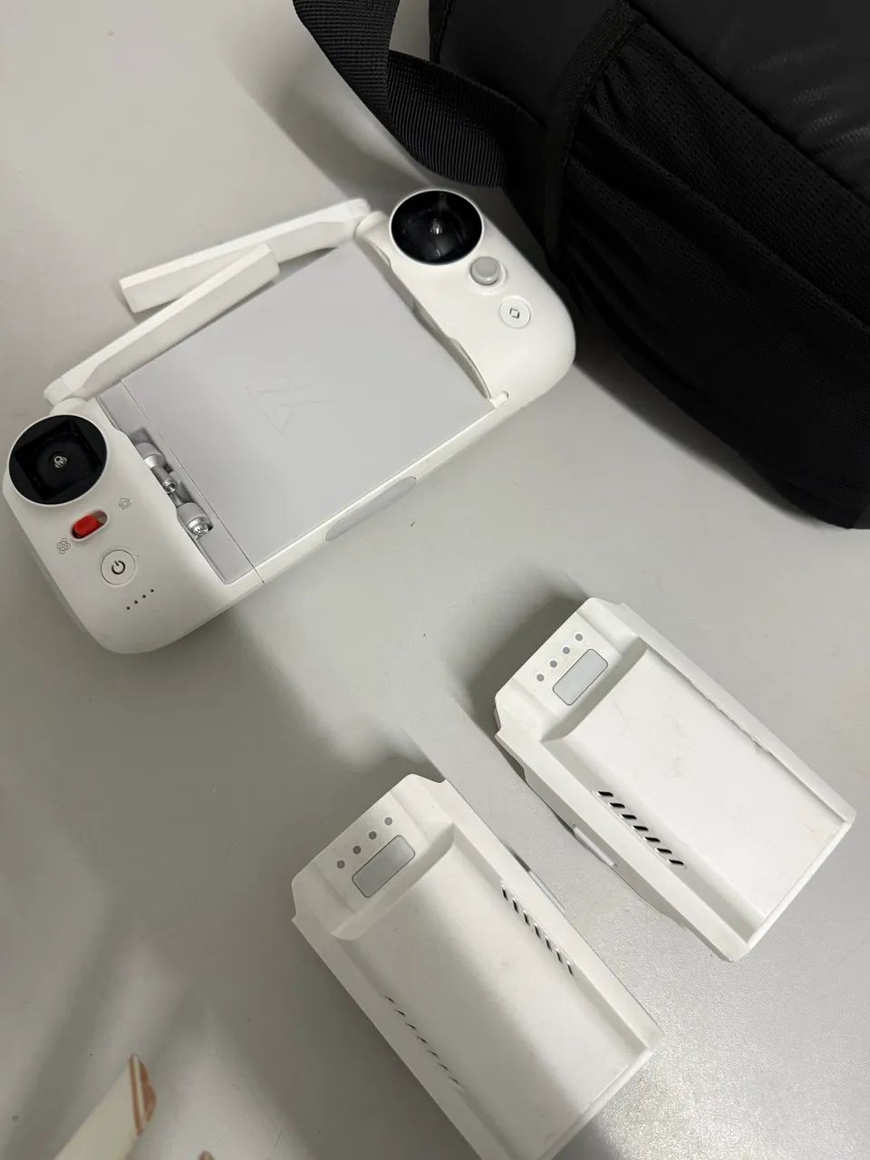 Drone fimi x8 tele max 4k 3 baterias plus  - Foto 4