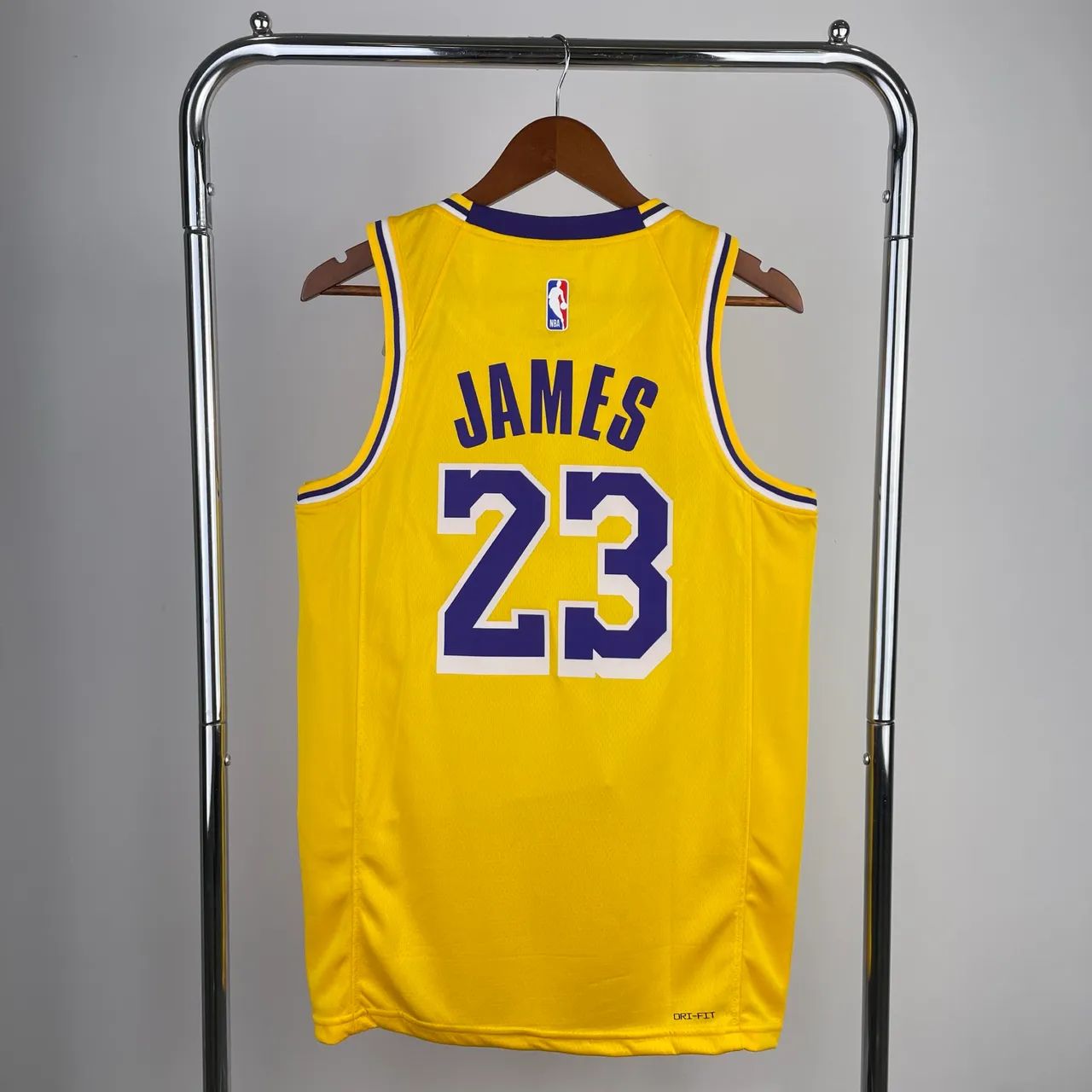 Regata NBA Lakers Lebron James Amarela  - Foto 2